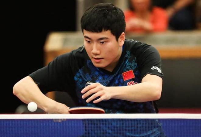 聞發布會上 聞發布會上