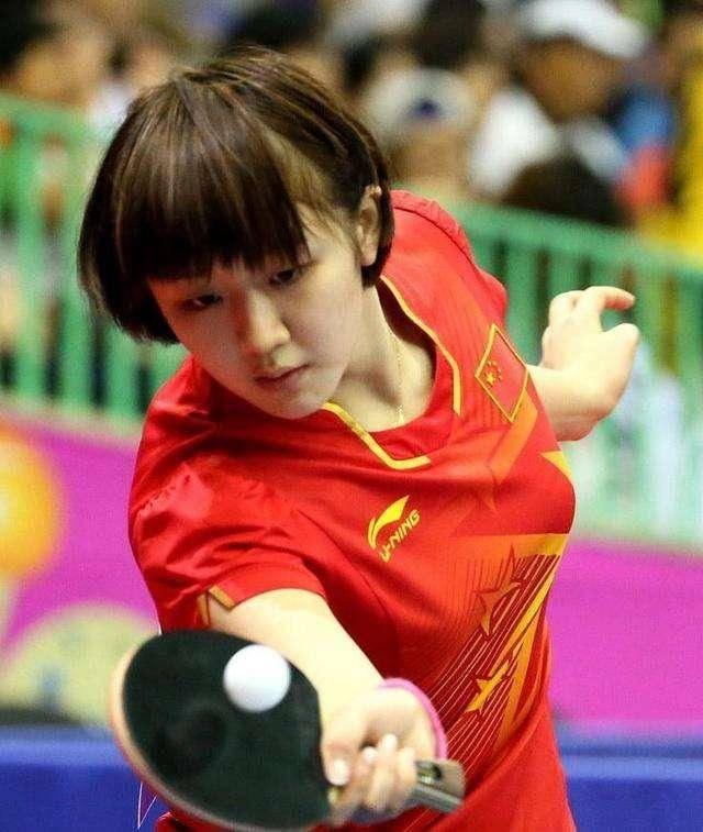 球迷们的热 球迷们的热