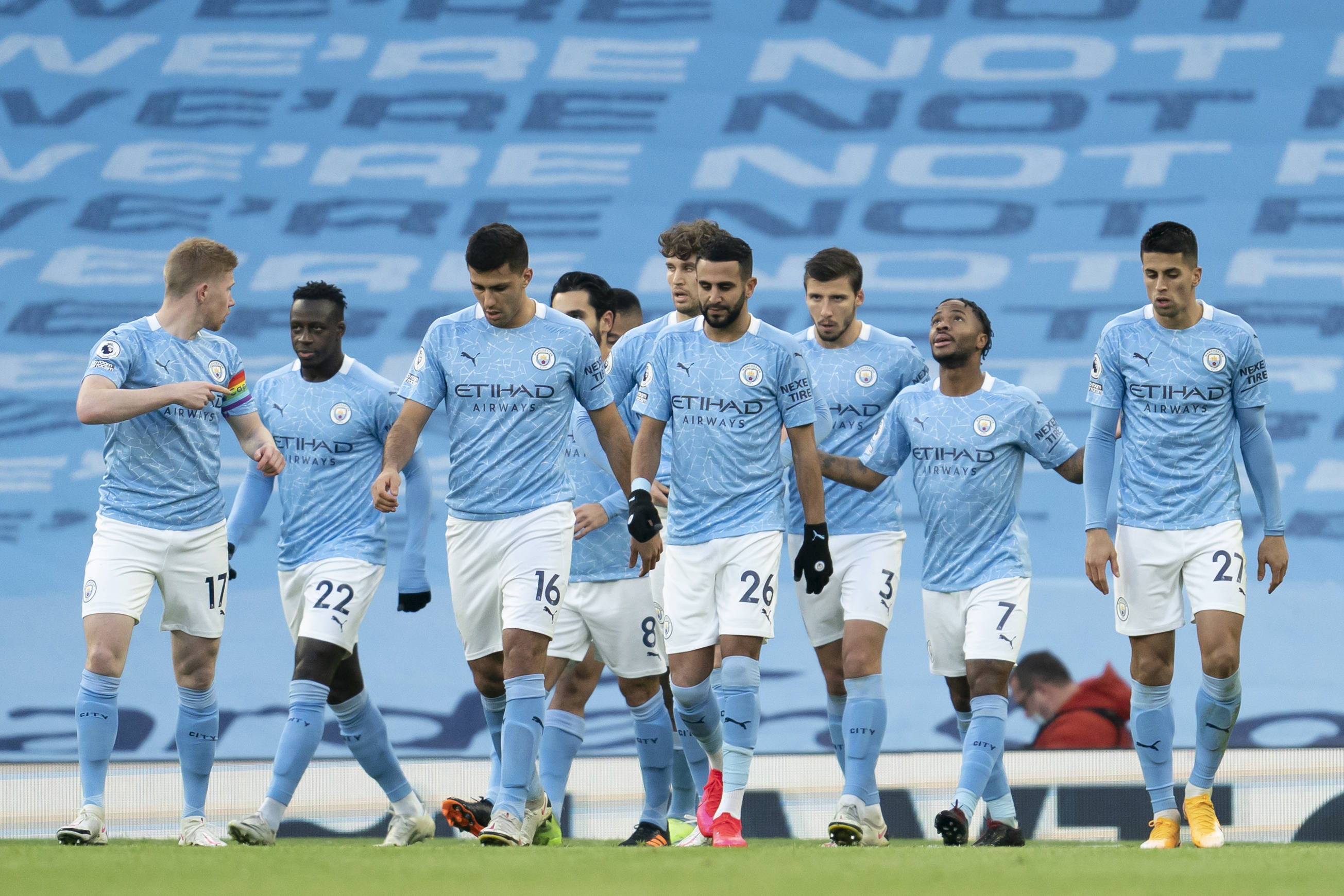 次前场界外 次前场界外