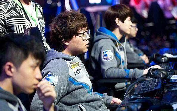 离也不让底 离也不让底